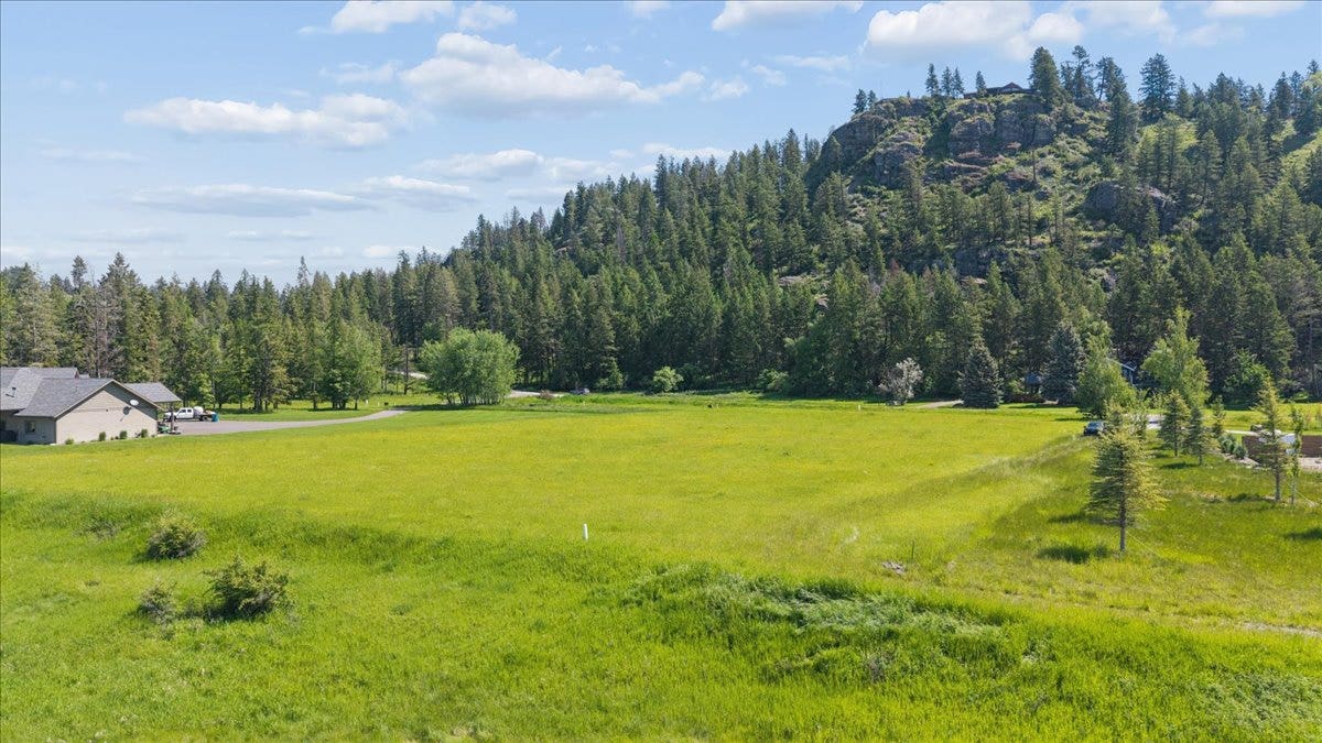 322 Hanging Rock Drive, Bigfork, MT 59911 322 Hanging Rock Drive, Bigfork, MT 59911