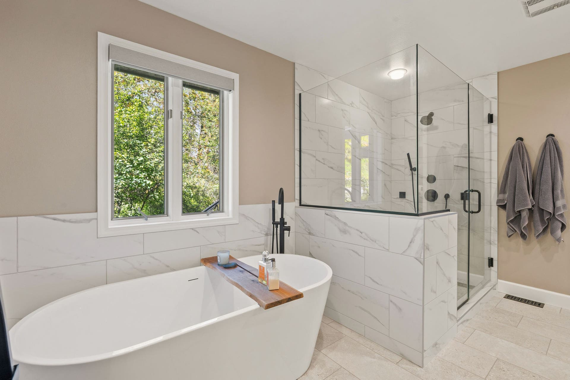 188 Eagle Bend Drive, Bigfork, MT 59911 Primary bath with soaking tub and stand up shower