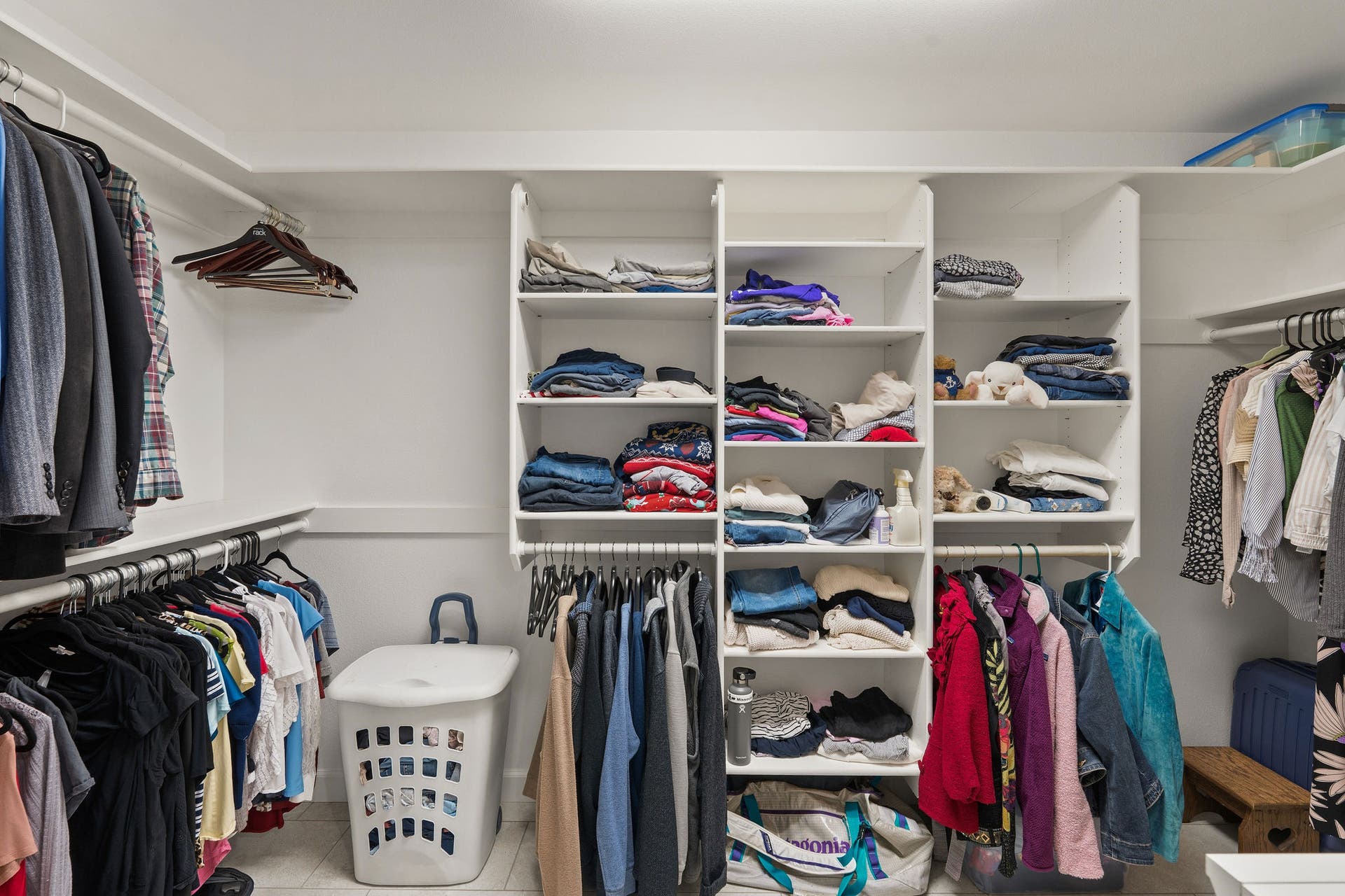 188 Eagle Bend Drive, Bigfork, MT 59911 Primary walk-in closet