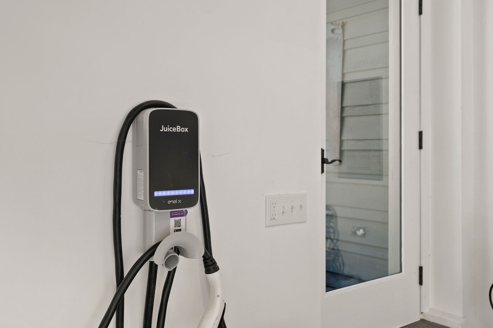 188 Eagle Bend Drive, Bigfork, MT 59911 Car charging station