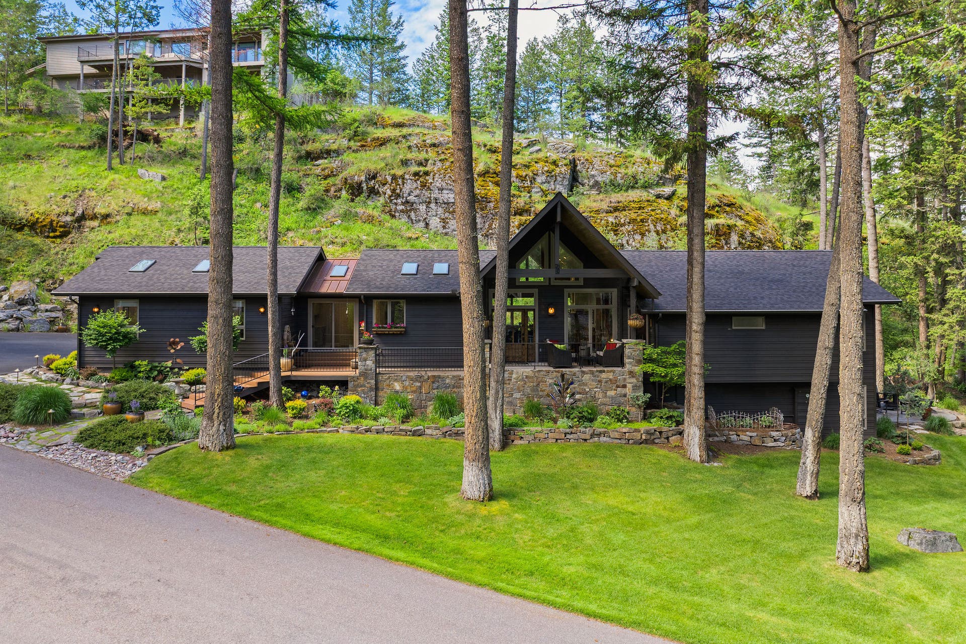 188 Eagle Bend Drive, Bigfork, MT 59911 Perfect, private golf community living