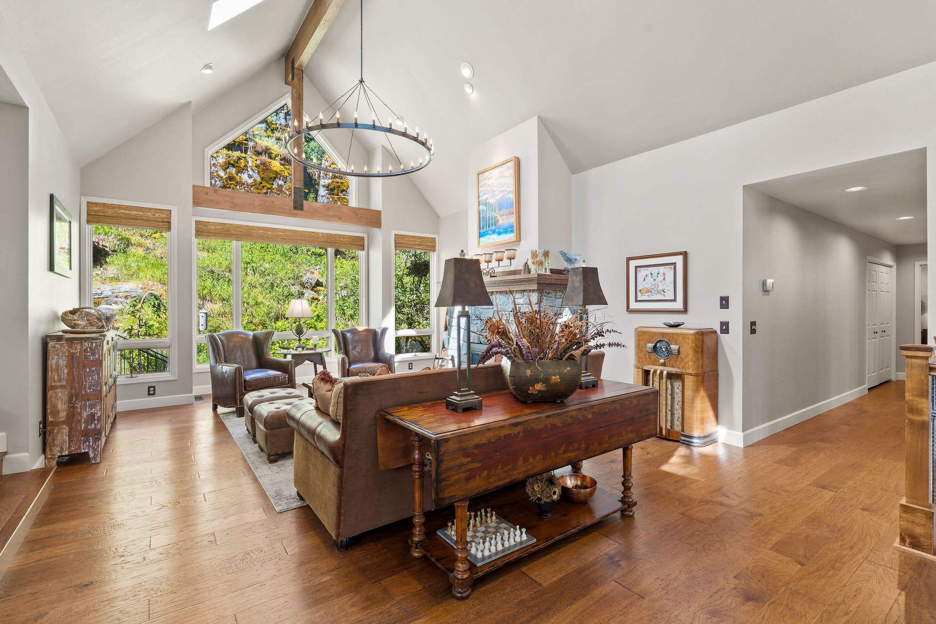 188 Eagle Bend Drive, Bigfork, MT 59911 Spacious great room with so much natural light