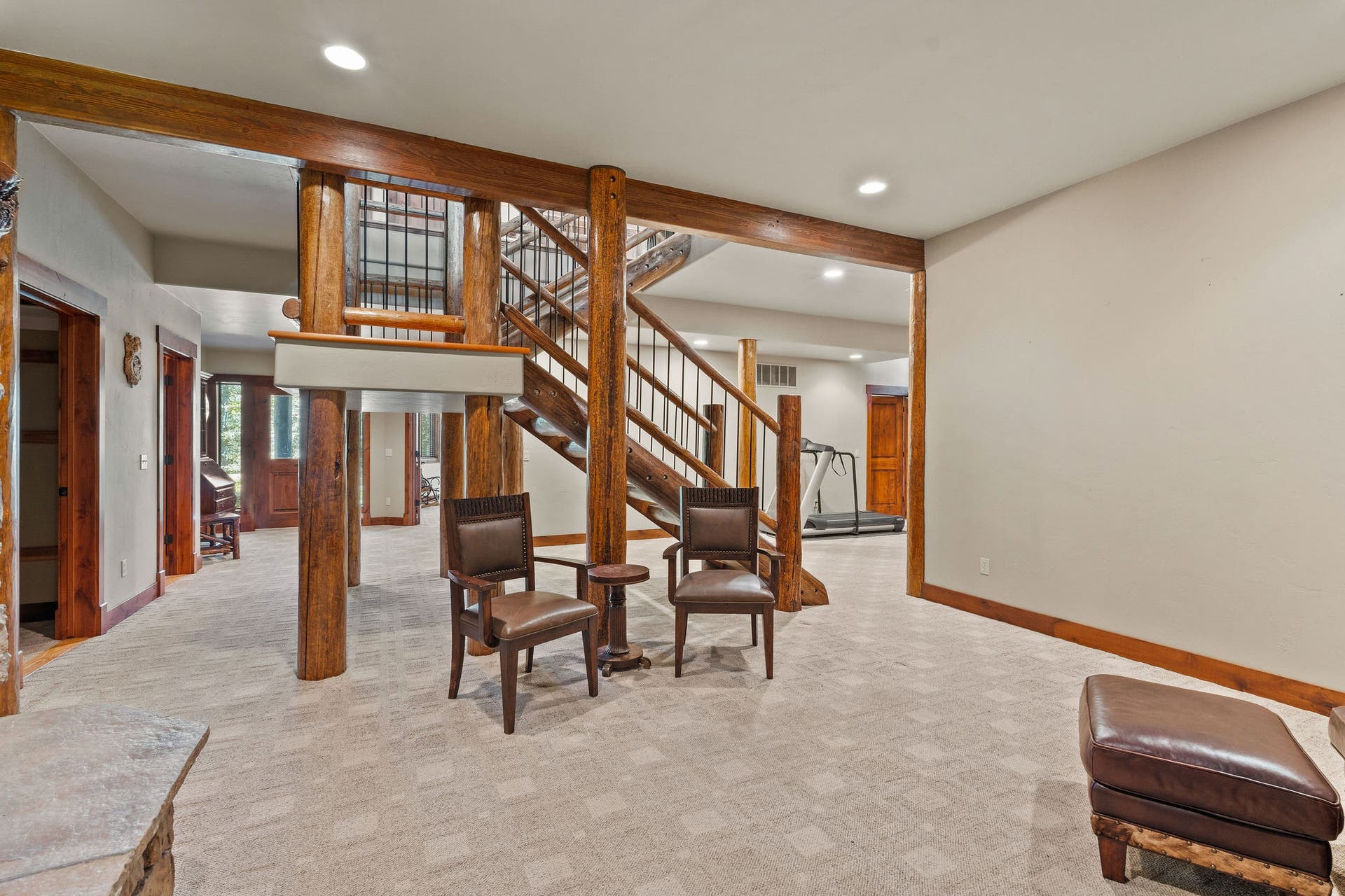 129 Bjork Drive, Bigfork, MT 59911 Wood beams