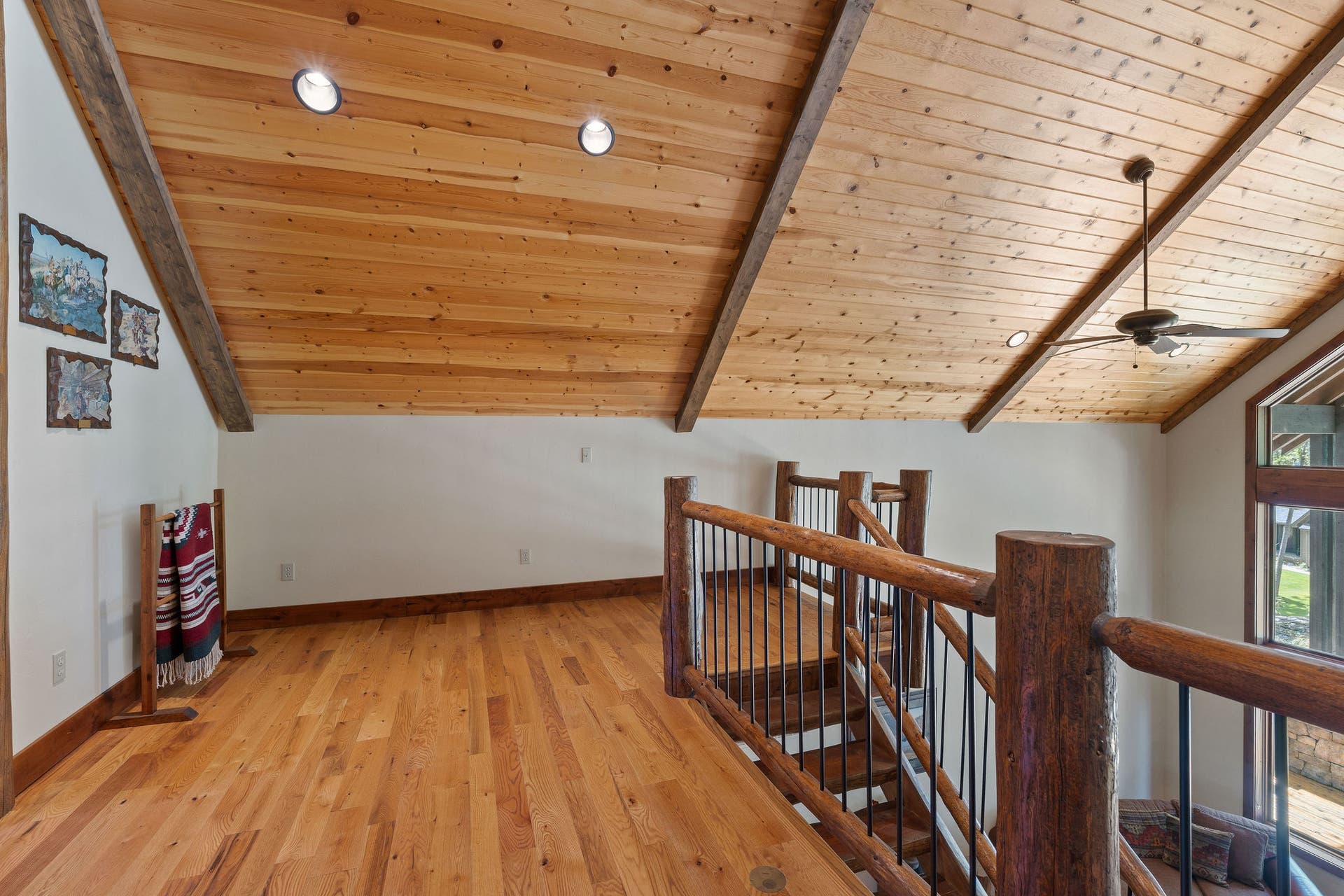 129 Bjork Drive, Bigfork, MT 59911 2 ceiling fans