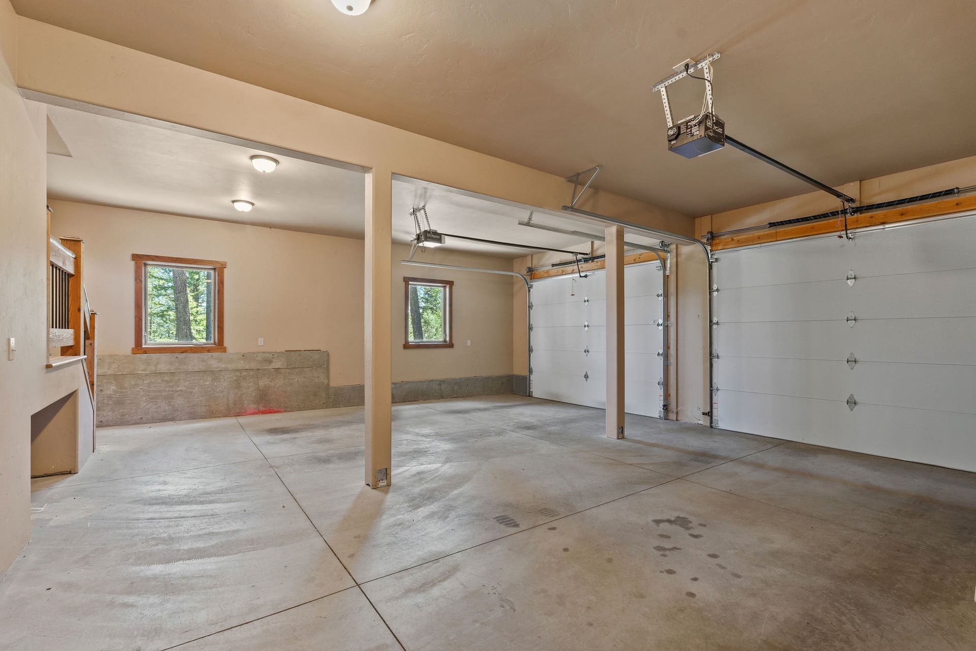 129 Bjork Drive, Bigfork, MT 59911 28x28 heated garage w/ attached 1/2 bath