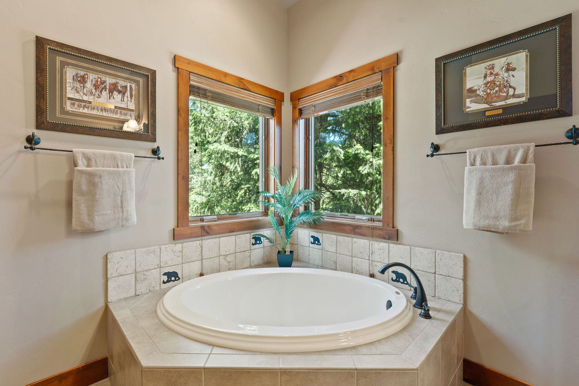 129 Bjork Drive, Bigfork, MT 59911 Deep soaking tub, tile surround, linen closet