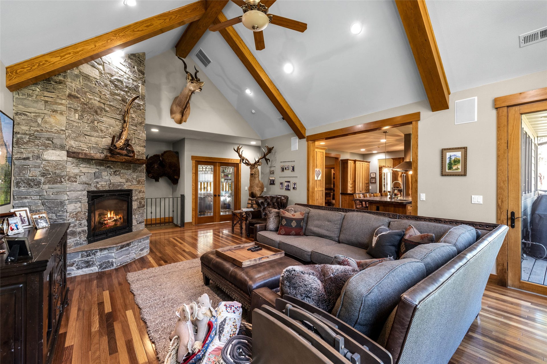 10 Wood Ridge Drive, Columbia Falls, MT 59912