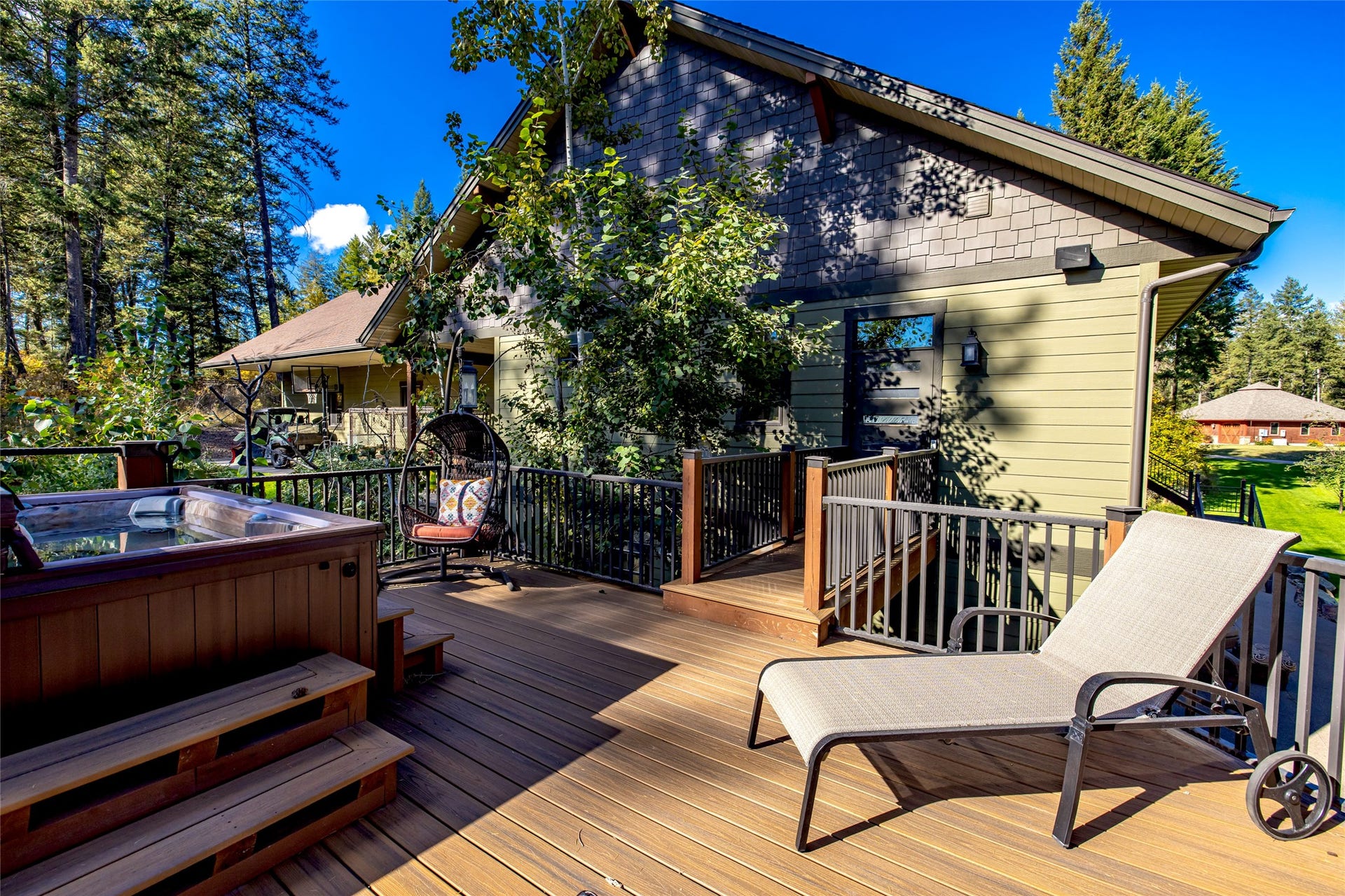 10 Wood Ridge Drive, Columbia Falls, MT 59912