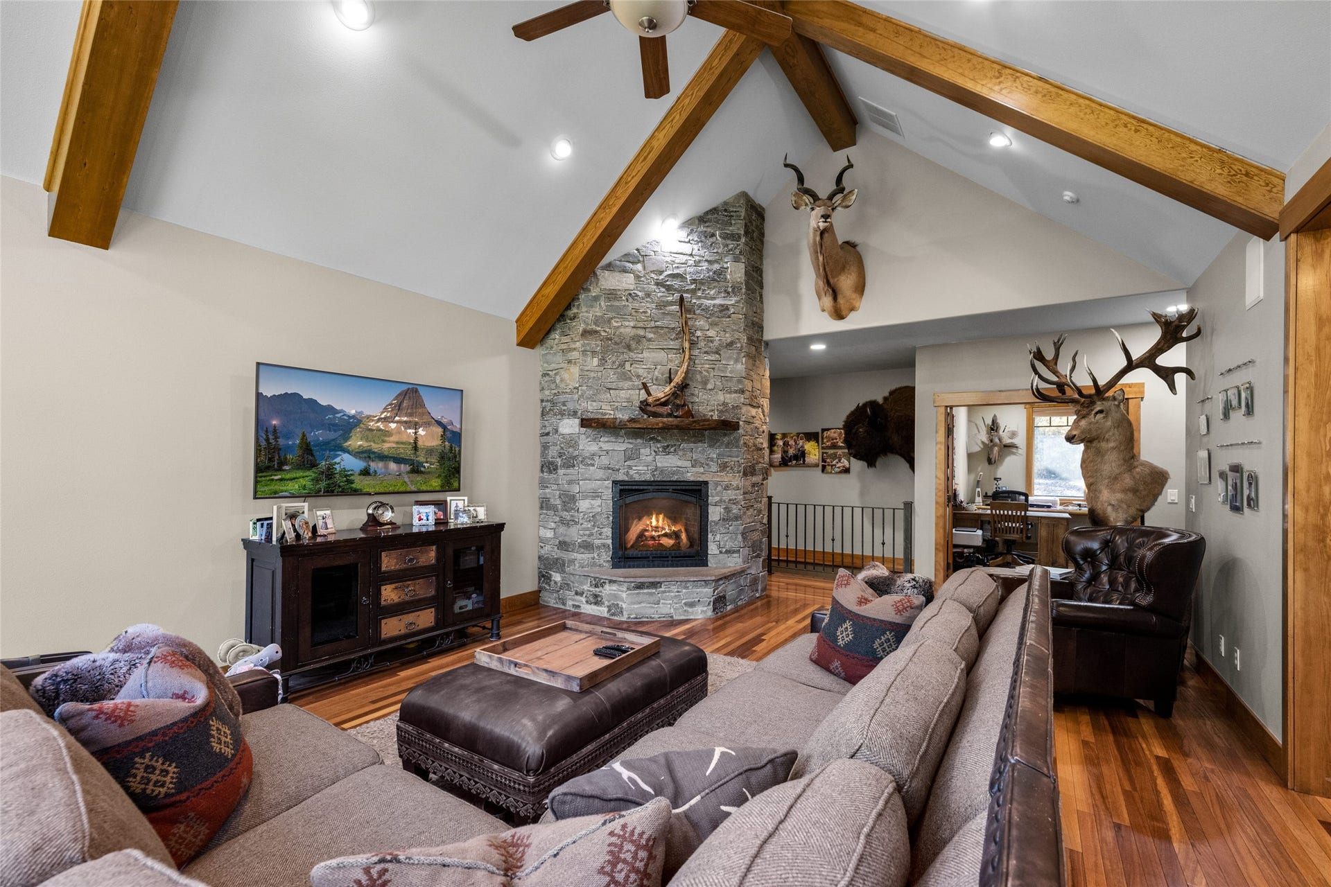 10 Wood Ridge Drive, Columbia Falls, MT 59912
