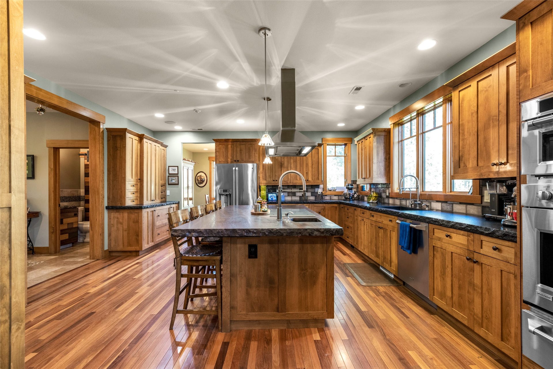 10 Wood Ridge Drive, Columbia Falls, MT 59912