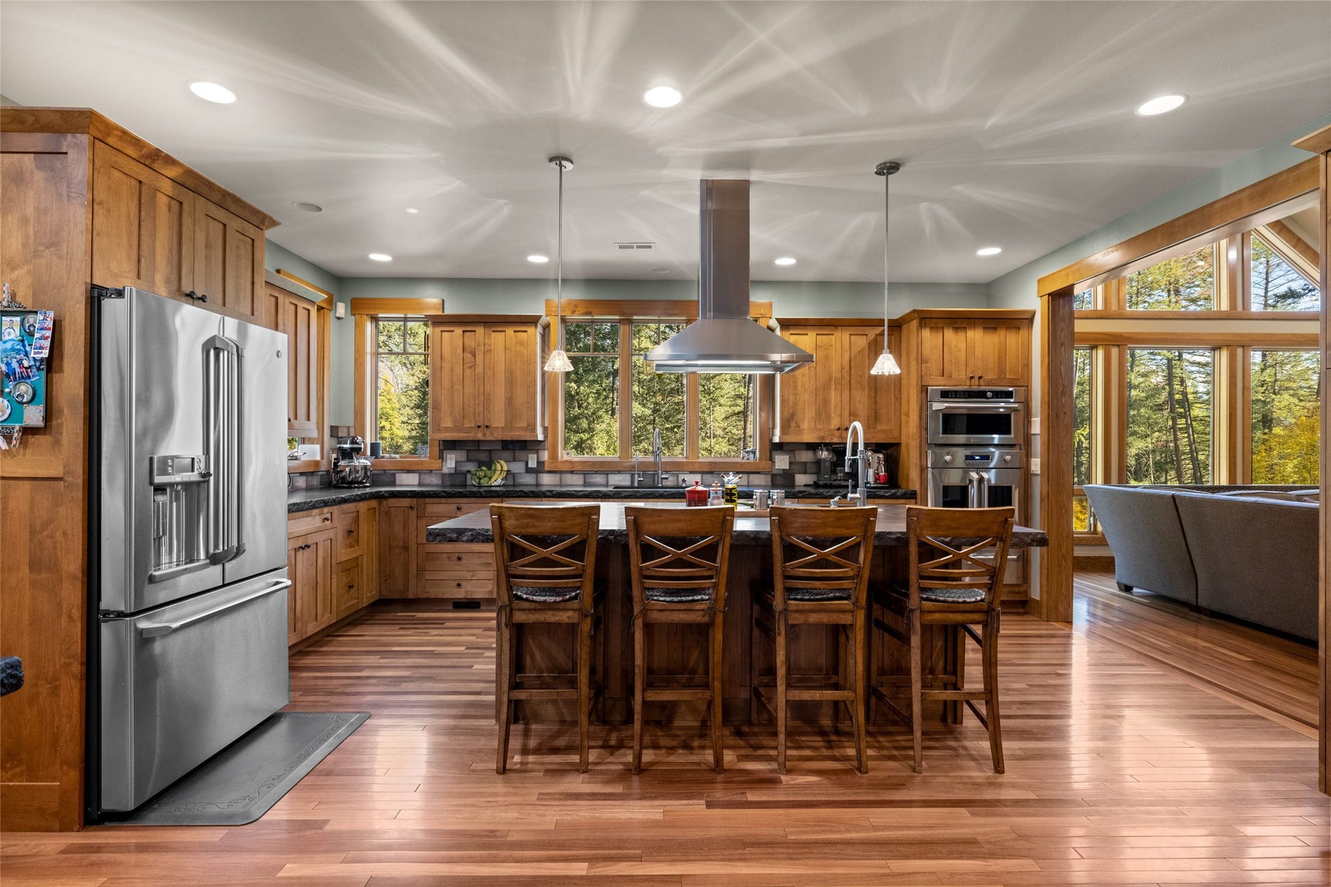 10 Wood Ridge Drive, Columbia Falls, MT 59912