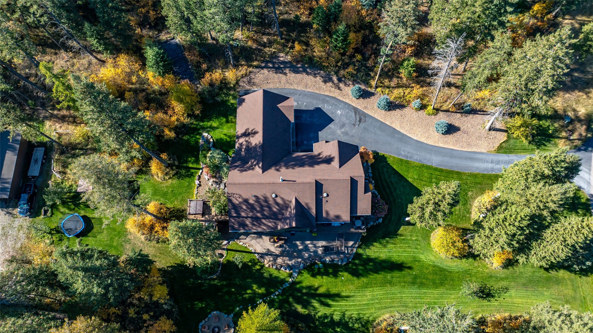 10 Wood Ridge Drive, Columbia Falls, MT 59912