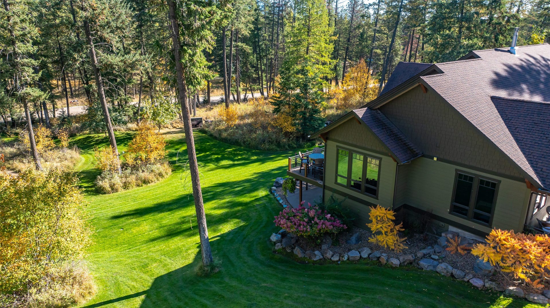 10 Wood Ridge Drive, Columbia Falls, MT 59912