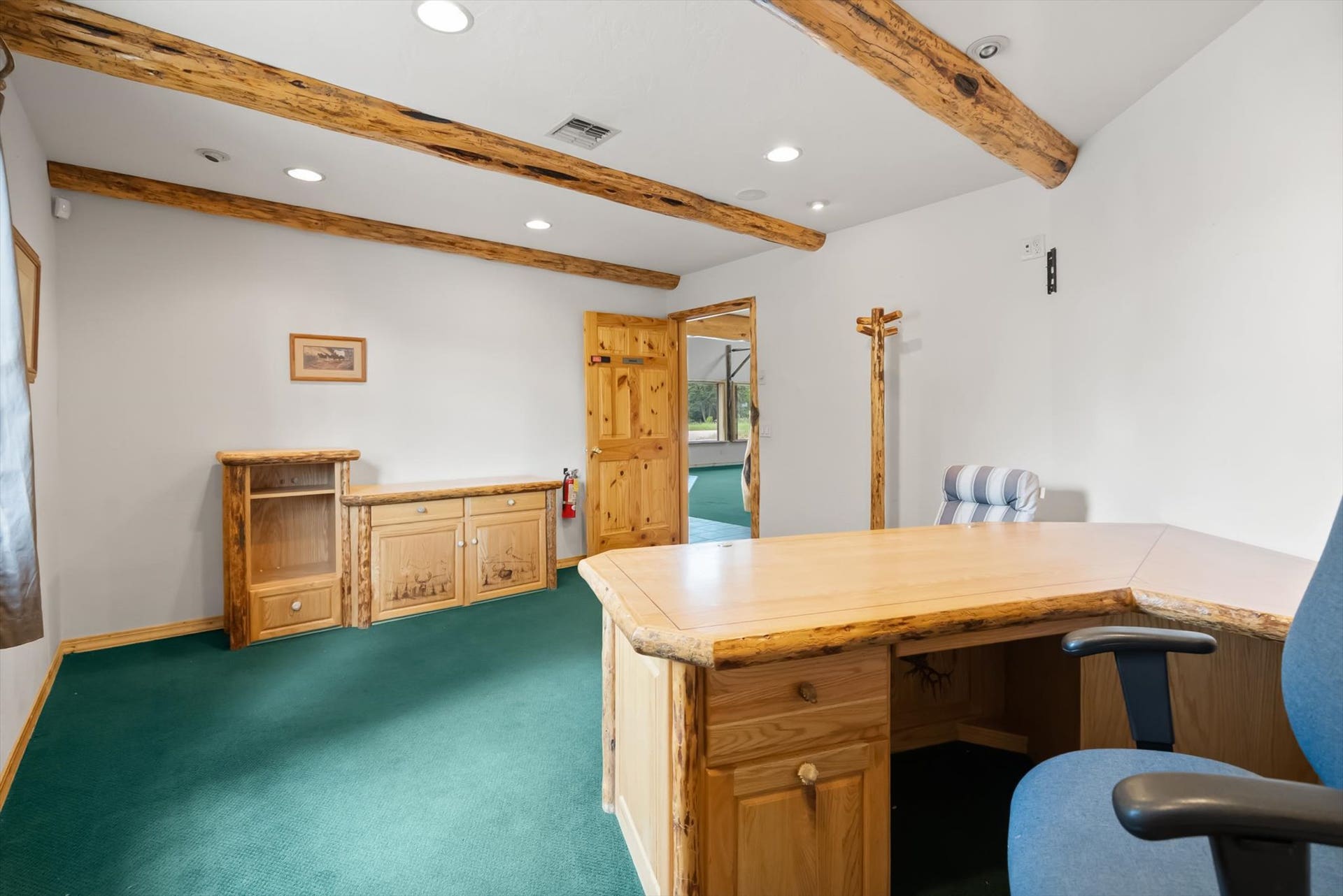 2400 9th Street W, Columbia Falls, MT 59912
