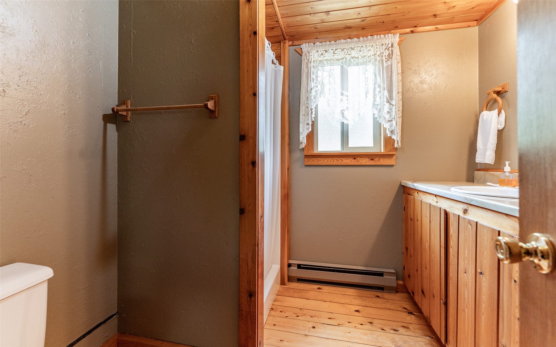 100 Remington Road, Noxon, MT 59853 100 Remington Road, Noxon, MT 59853