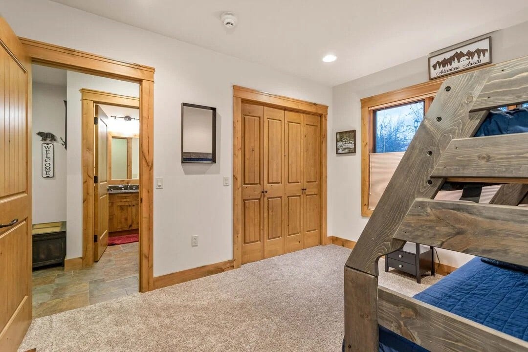 105 Oliver Lane, #11, Bigfork, MT 59911 Bunk Beds