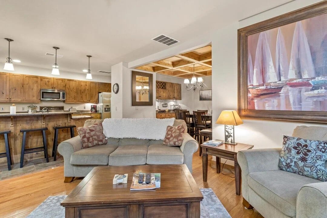 105 Oliver Lane, #11, Bigfork, MT 59911 105 Oliver Lane, #11, Bigfork, MT 59911
