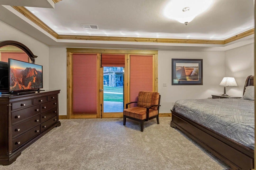 105 Oliver Lane, #11, Bigfork, MT 59911 105 Oliver Lane, #11, Bigfork, MT 59911