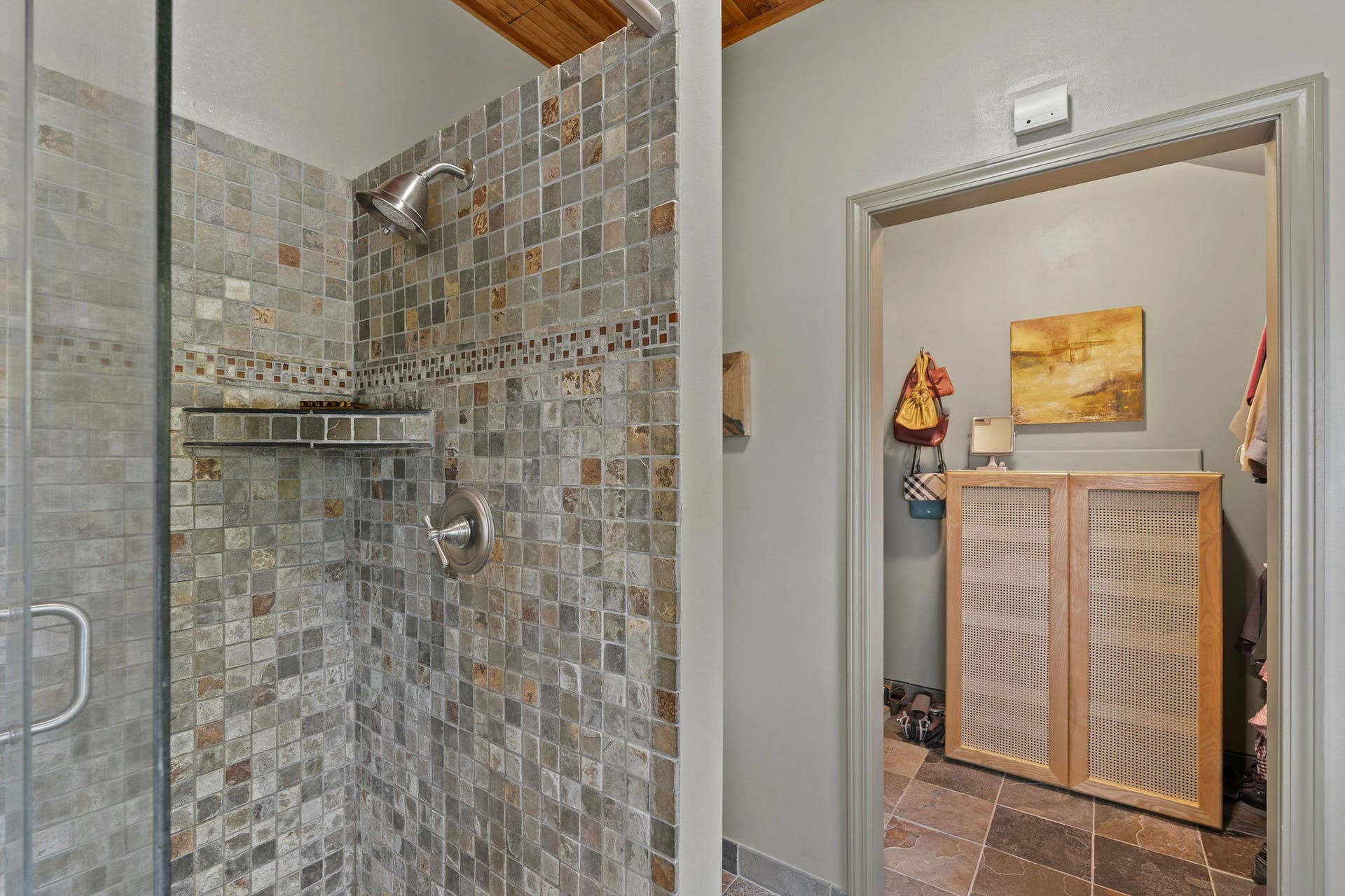 1160 Swan Horseshoe Drive, Bigfork, MT 59911 Loft bathroom with shower and closet