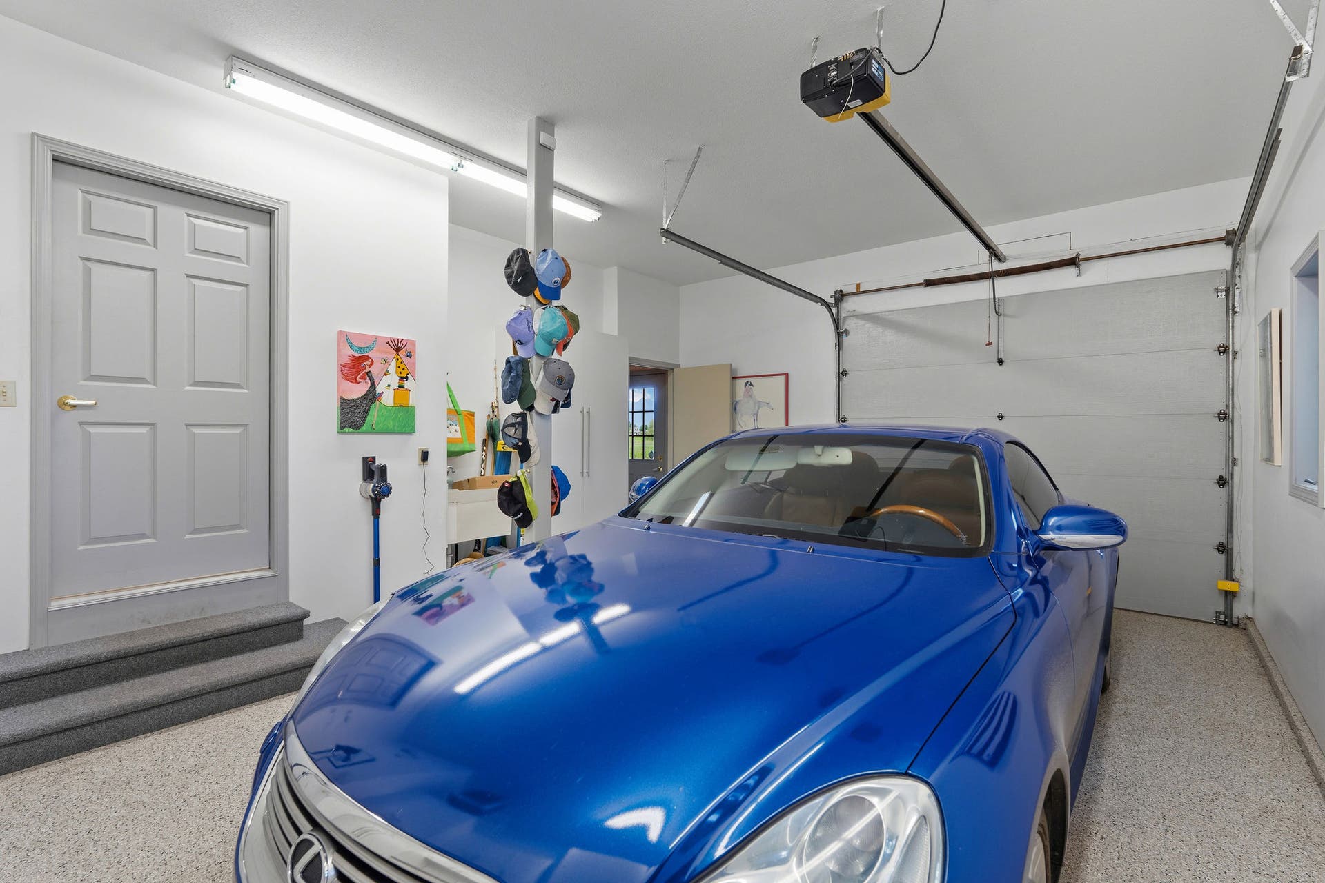 1160 Swan Horseshoe Drive, Bigfork, MT 59911 Garage
