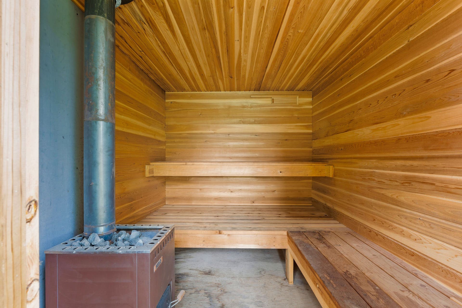 1160 Swan Horseshoe Drive, Bigfork, MT 59911 Sauna interior