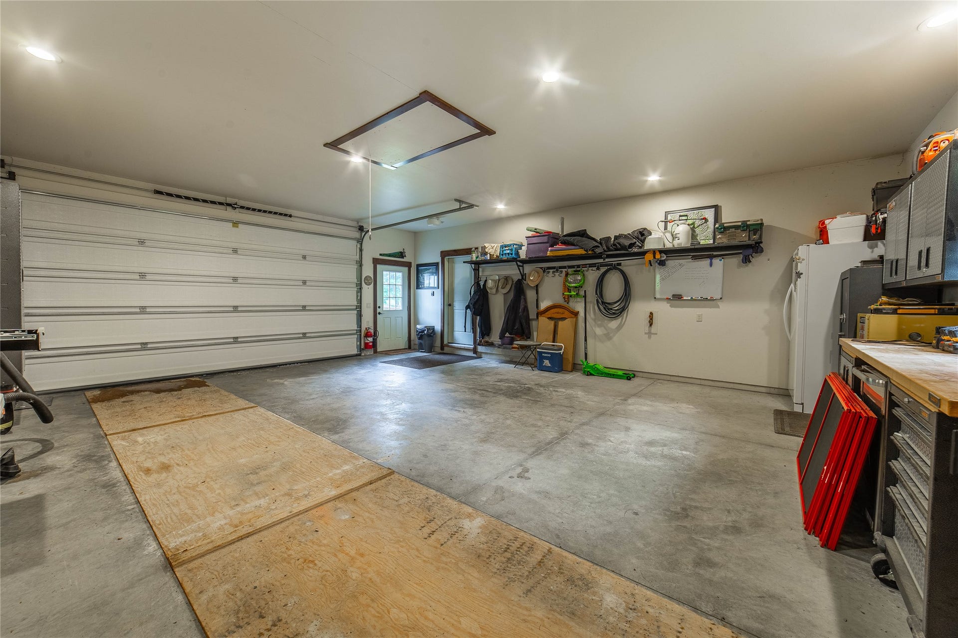 200 Badger Lane, Kalispell, MT 59901 200 Badger Lane, Kalispell, MT 59901