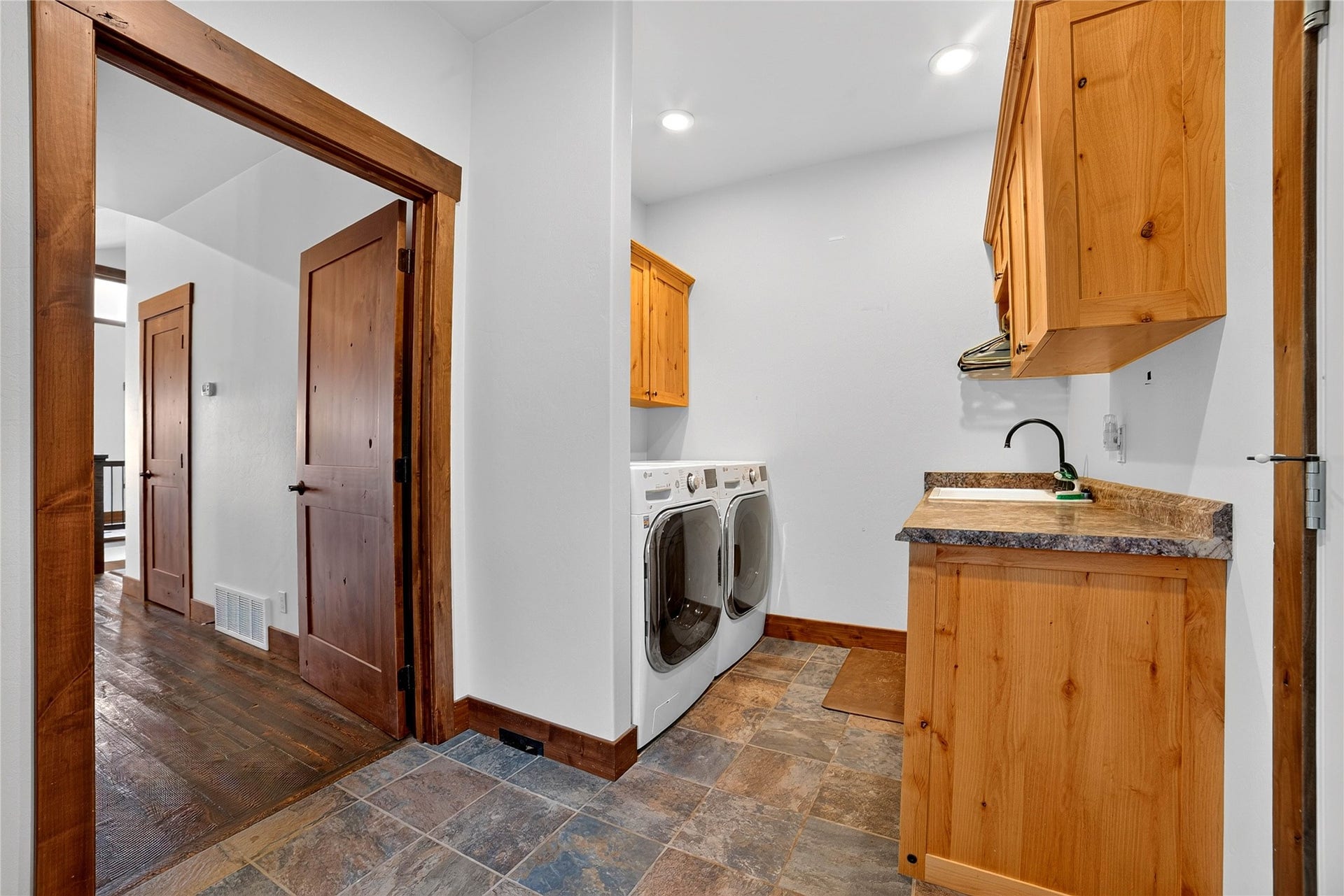 200 Badger Lane, Kalispell, MT 59901 200 Badger Lane, Kalispell, MT 59901