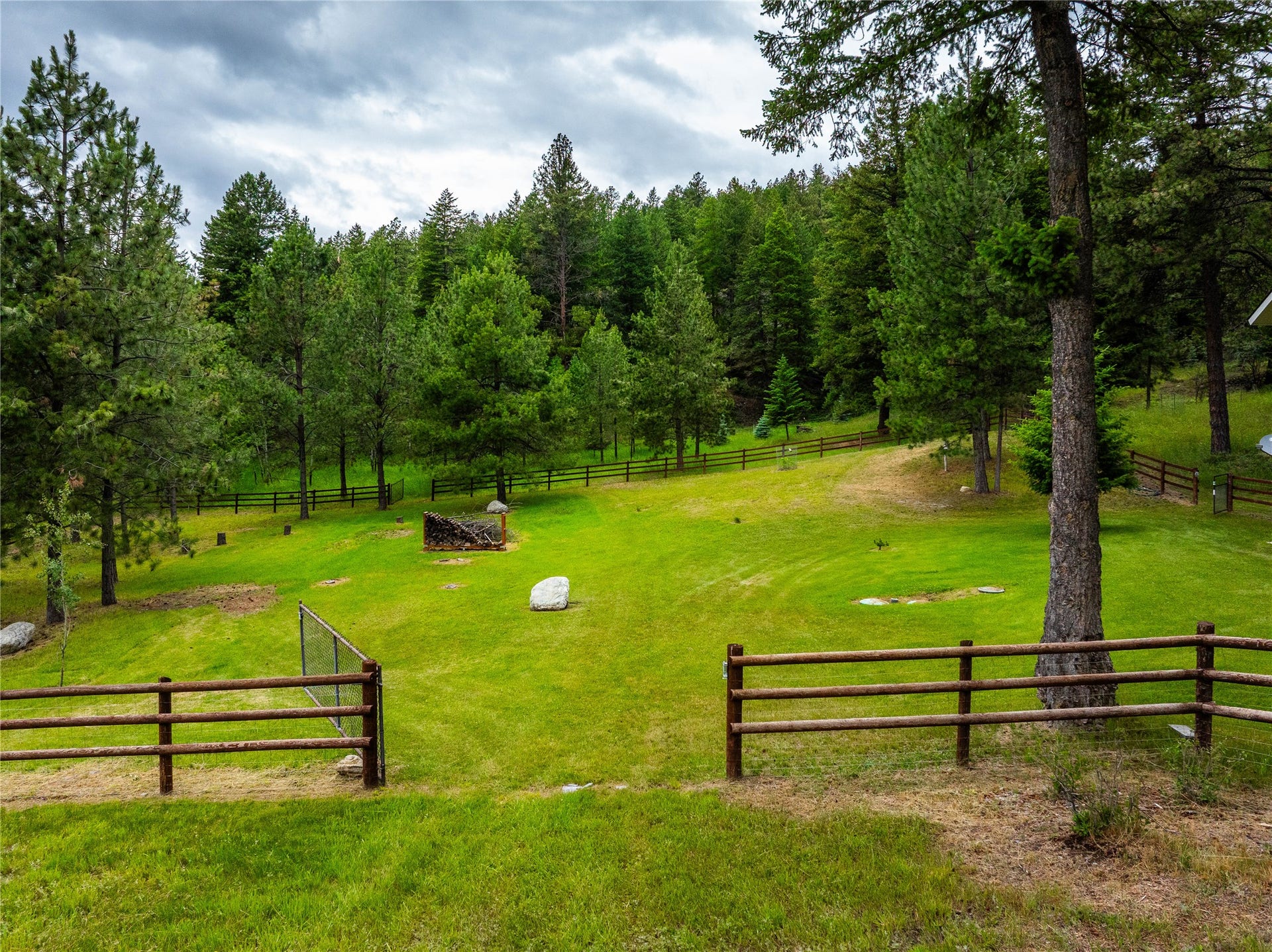 200 Badger Lane, Kalispell, MT 59901 200 Badger Lane, Kalispell, MT 59901