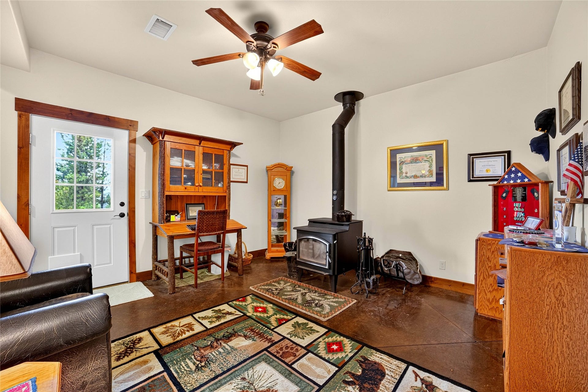 200 Badger Lane, Kalispell, MT 59901 200 Badger Lane, Kalispell, MT 59901