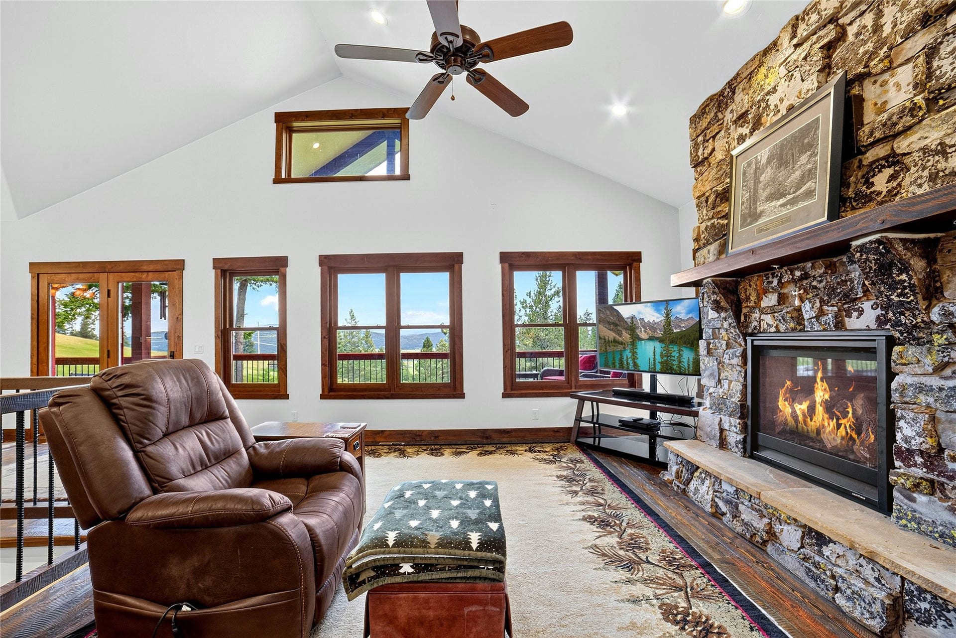 200 Badger Lane, Kalispell, MT 59901 200 Badger Lane, Kalispell, MT 59901