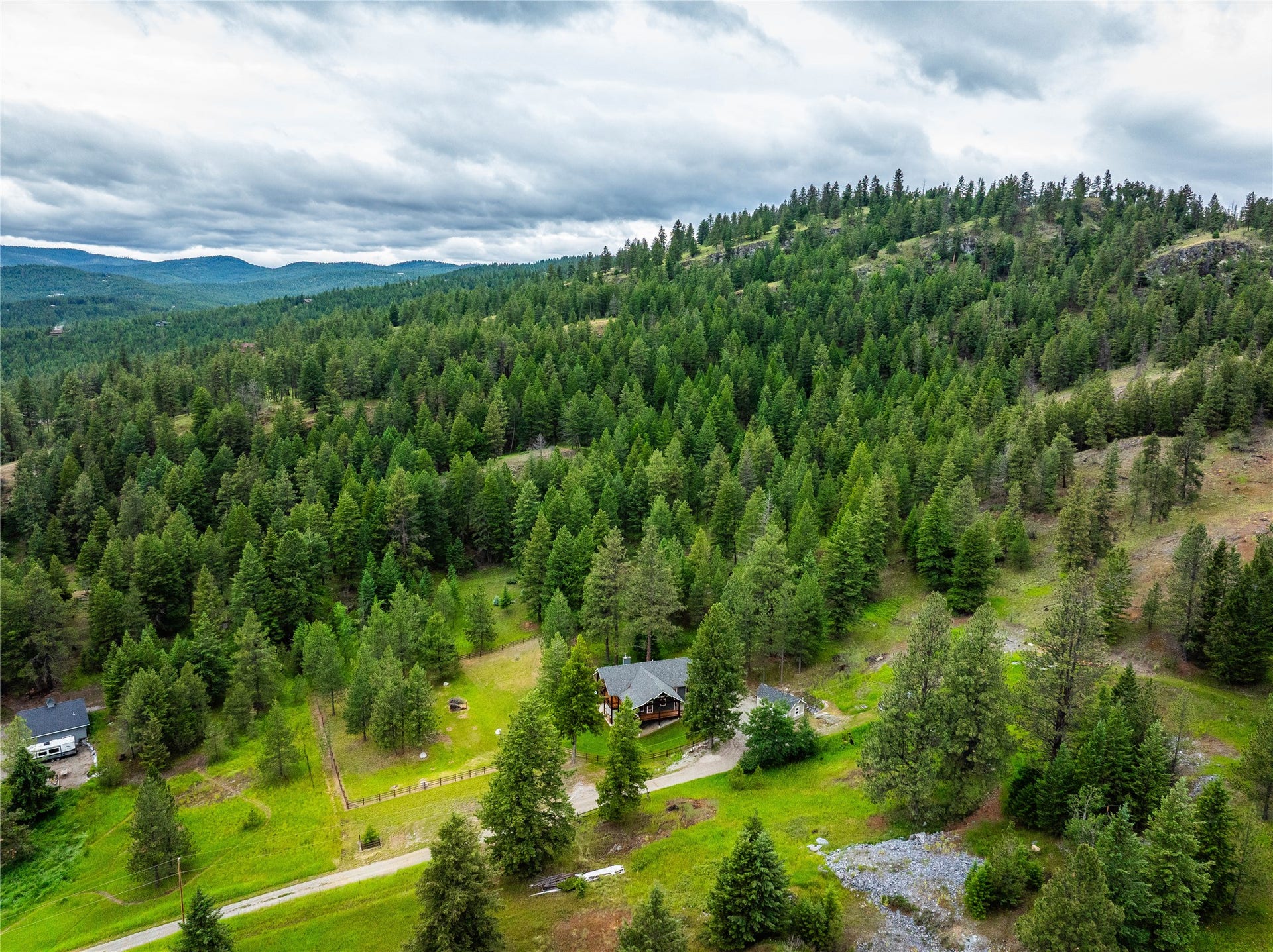 200 Badger Lane, Kalispell, MT 59901 200 Badger Lane, Kalispell, MT 59901