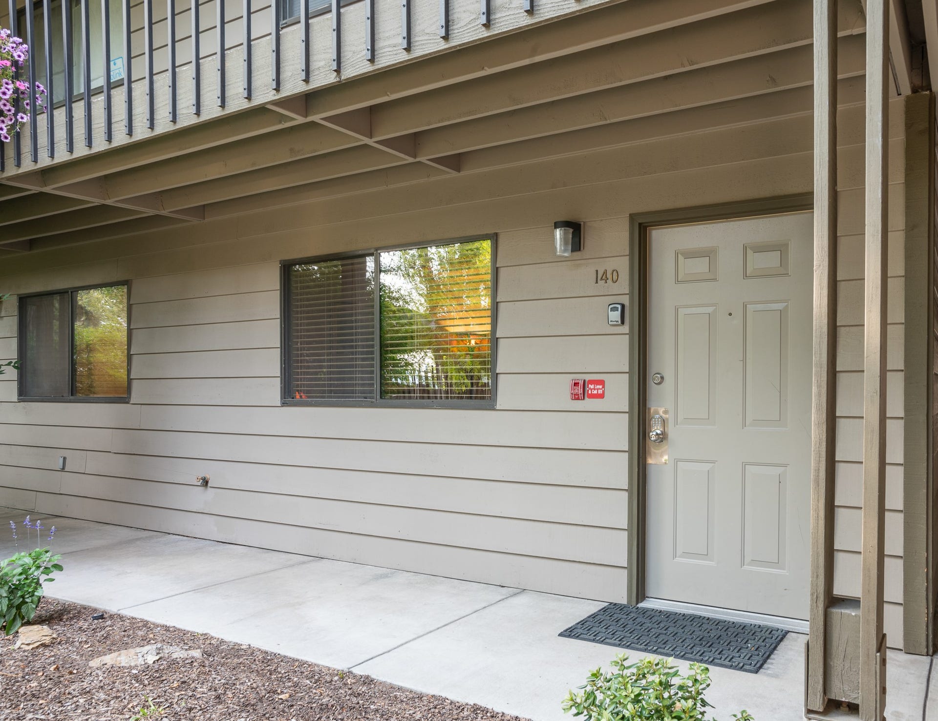 180 Vista Lane, #140, Bigfork, MT 59911 Ground floor entrance