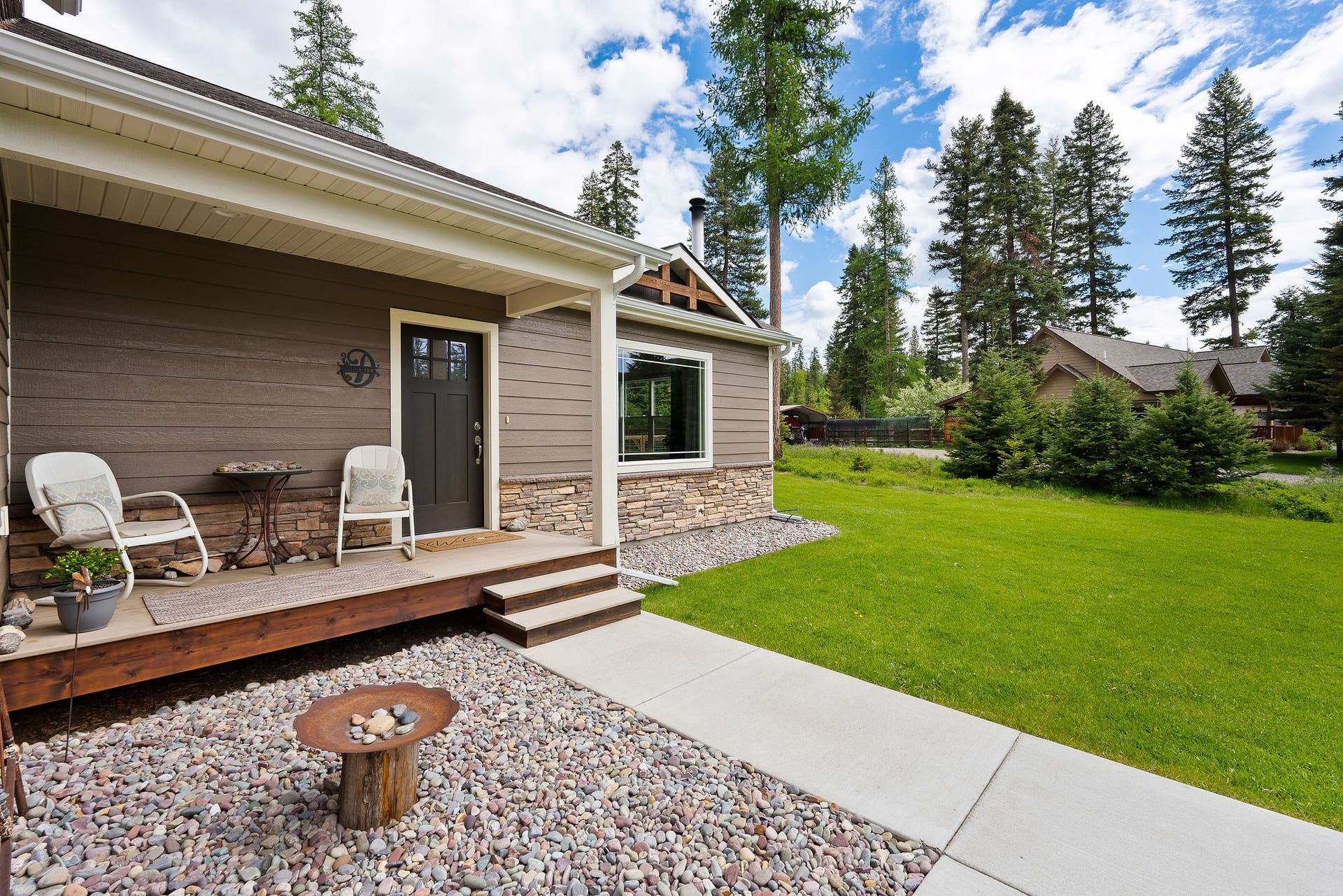13404 Crescent Moon Drive, Bigfork, MT 59911 Inviting front porch walkway