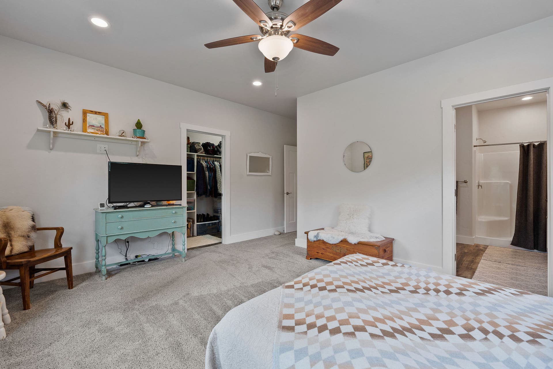 13404 Crescent Moon Drive, Bigfork, MT 59911 Spaciously designed primary bedroom suite