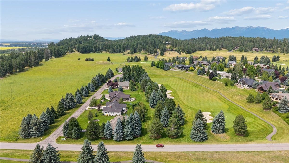 101 Whitetail Court, Bigfork, MT 59911