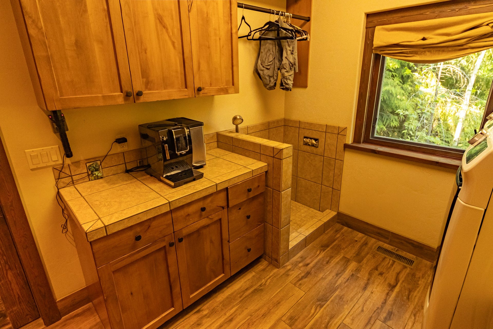 13521 Bug Creek Road, Bigfork, MT 59911 13521 Bug Creek Road, Bigfork, MT 59911