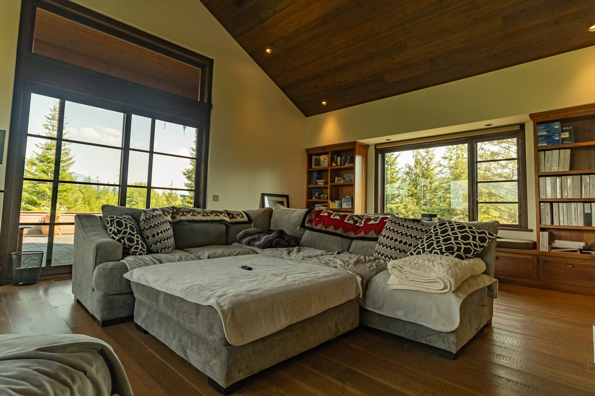 13521 Bug Creek Road, Bigfork, MT 59911 13521 Bug Creek Road, Bigfork, MT 59911
