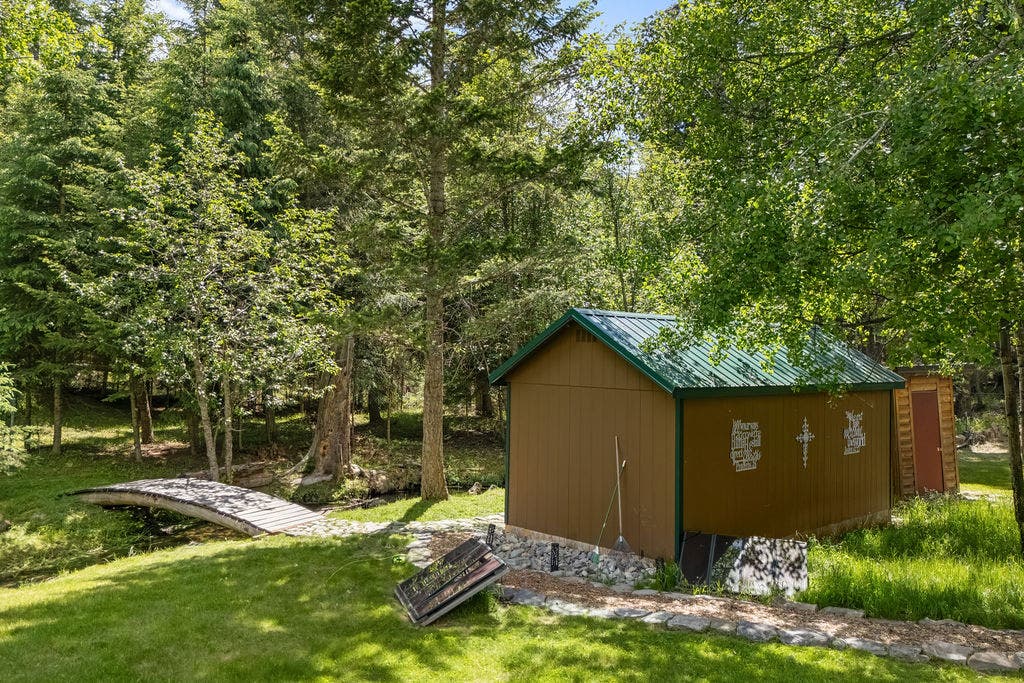 1815 Emmons Canyon Road, Kila, MT 59920 1815 Emmons Canyon Road, Kila, MT 59920