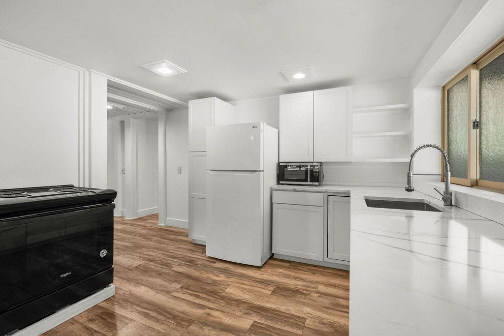 1815 Emmons Canyon Road, Kila, MT 59920 Apartment Kitchen