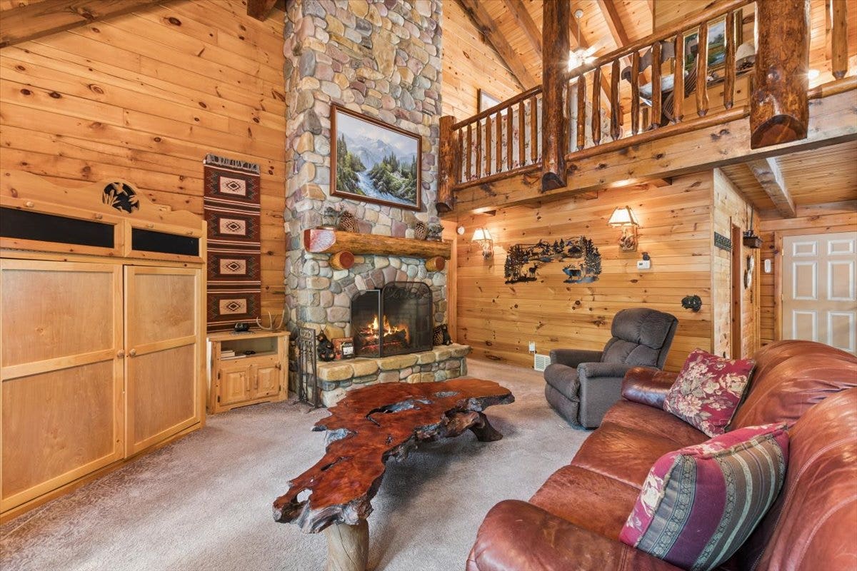 14529 Sunburst Drive, Bigfork, MT 59911 Floor-to-ceiling stone fireplace