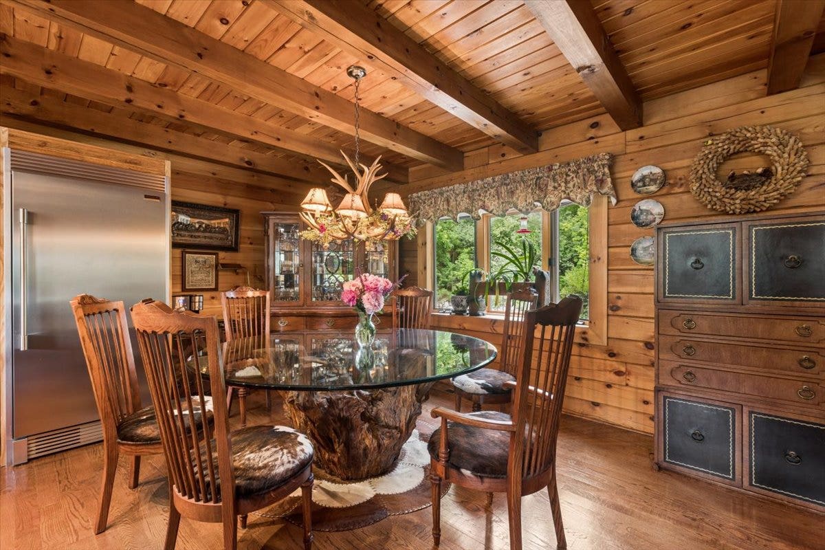 14529 Sunburst Drive, Bigfork, MT 59911 14529 Sunburst Drive, Bigfork, MT 59911