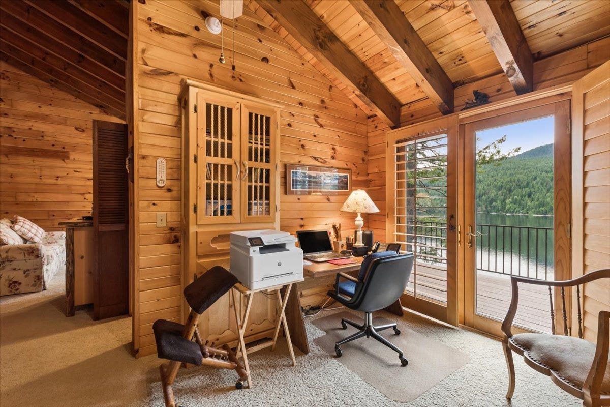 14529 Sunburst Drive, Bigfork, MT 59911 Loft area with door to upper deck