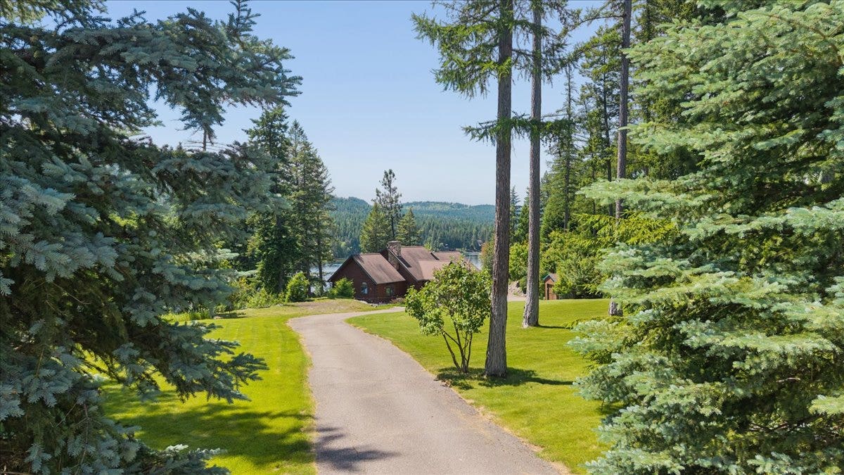14529 Sunburst Drive, Bigfork, MT 59911 14529 Sunburst Drive, Bigfork, MT 59911