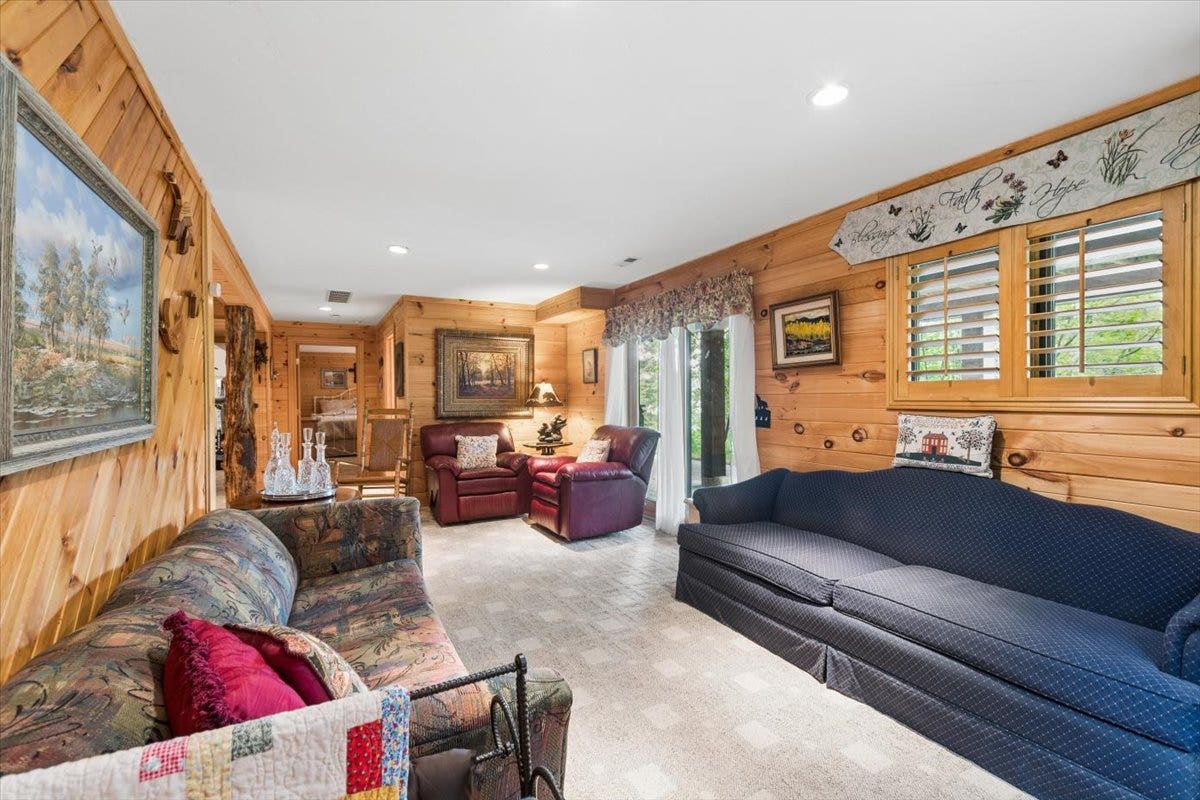 14529 Sunburst Drive, Bigfork, MT 59911 Lower-level living area