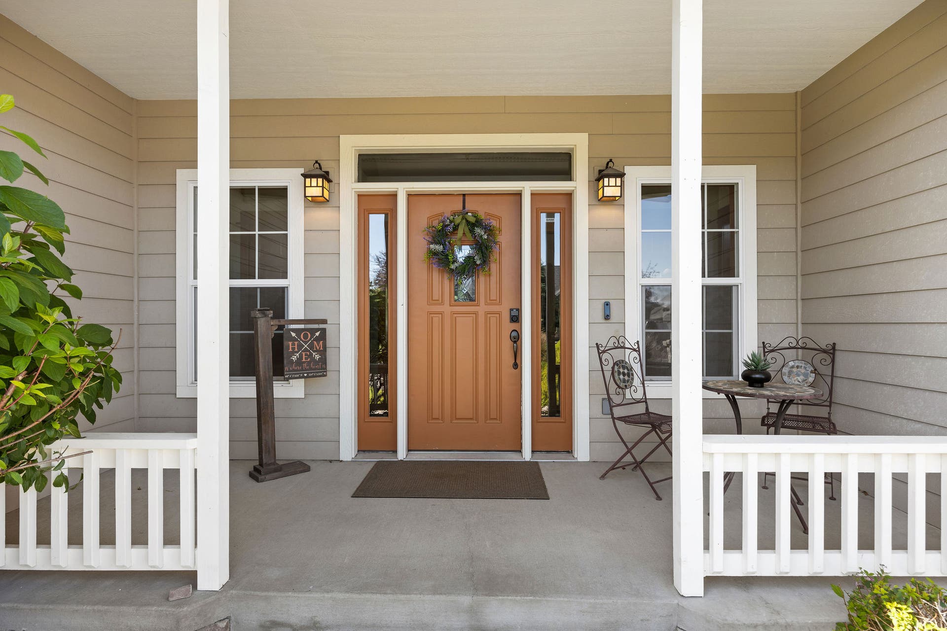 27 Gage Terrace, Bigfork, MT 59911 Covered front porch
