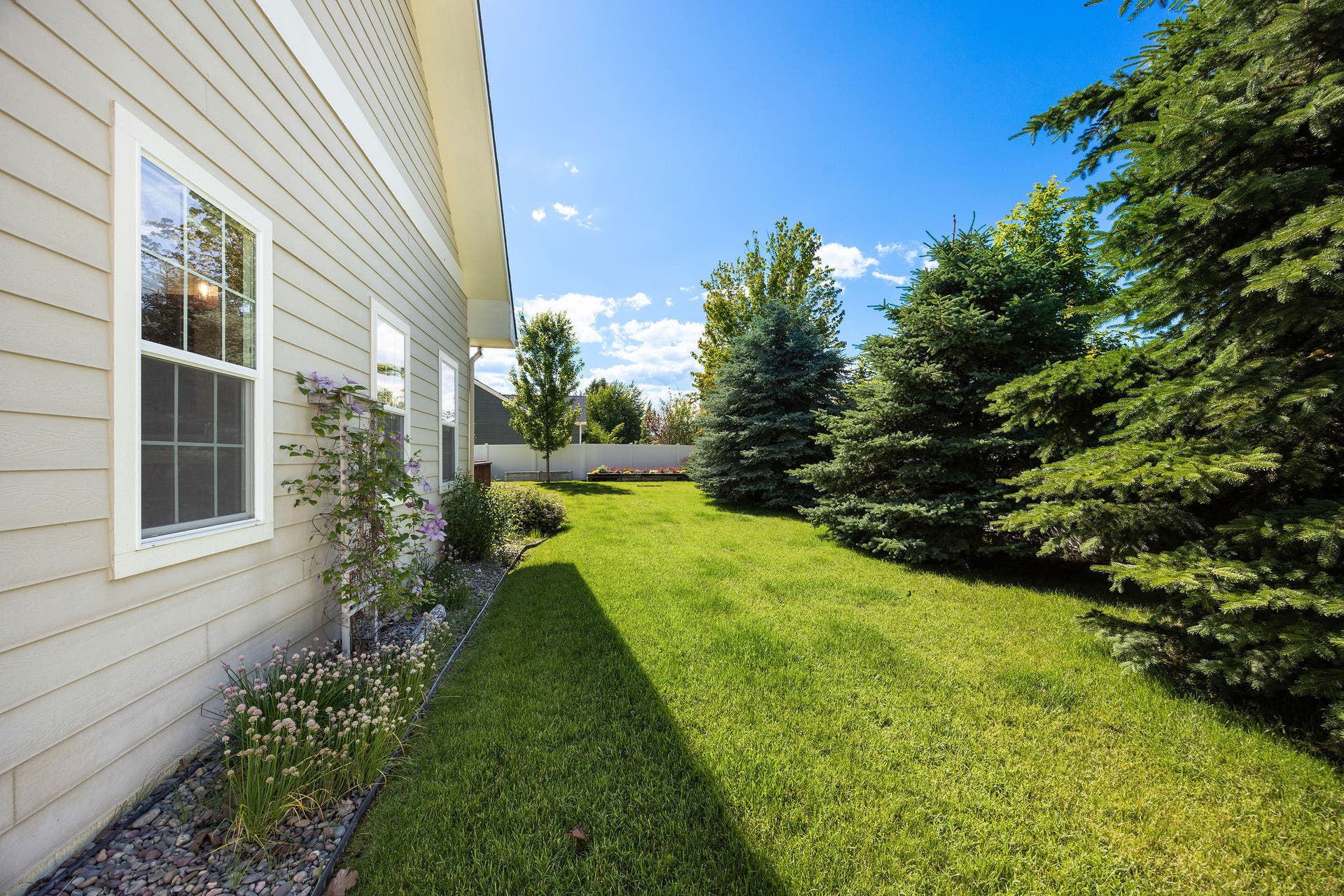 27 Gage Terrace, Bigfork, MT 59911 27 Gage Terrace, Bigfork, MT 59911