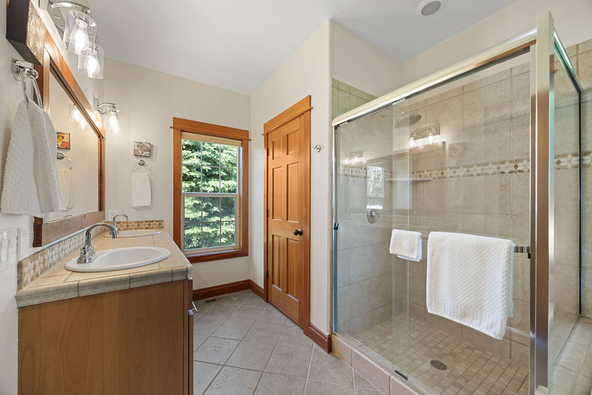 27 Gage Terrace, Bigfork, MT 59911 27 Gage Terrace, Bigfork, MT 59911