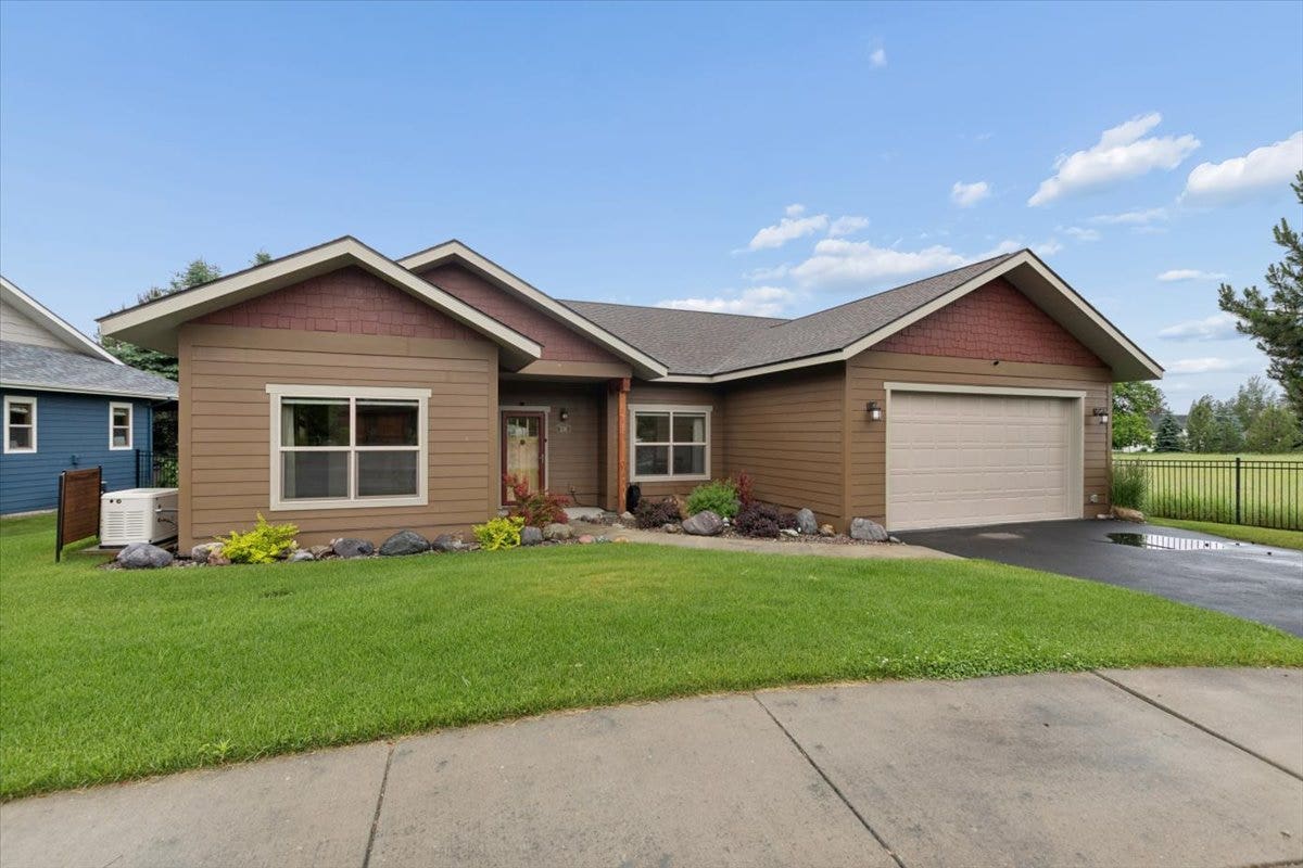 236 Bluebunch Court, Bigfork, MT 59911 Welcome to 236 Bluebunch Court