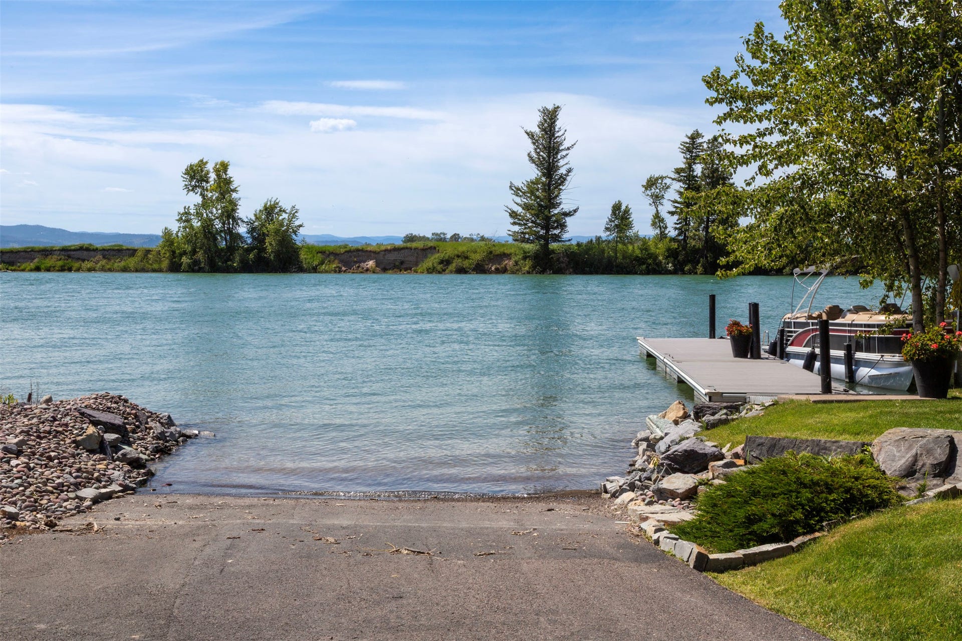 NHN Riverside Lane, Bigfork, MT 59911 NHN Riverside Lane, Bigfork, MT 59911