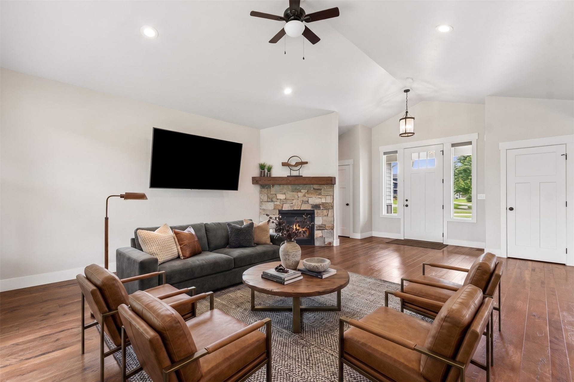 615 Mill Pond Place, Bigfork, MT 59911 Virtually staged living room